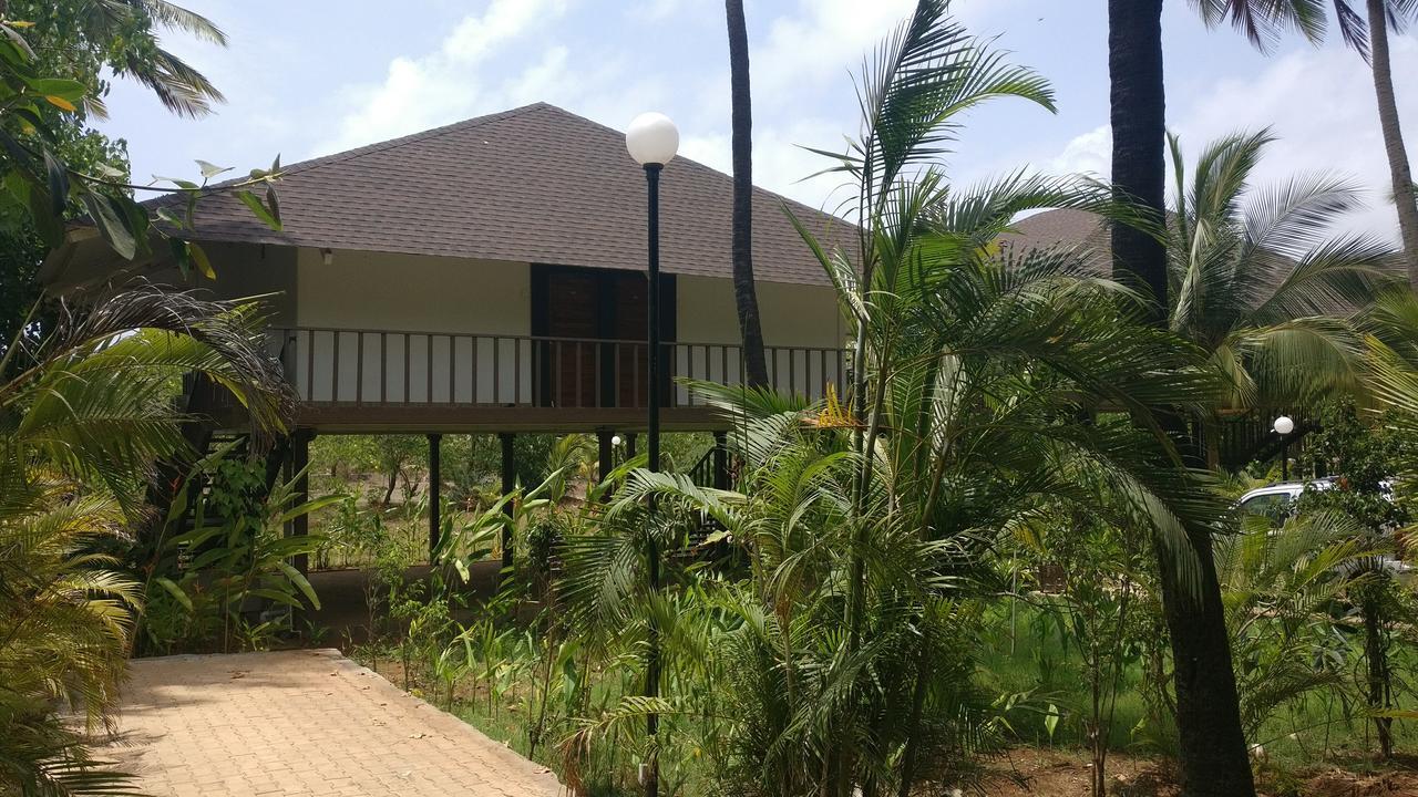Exotica Beach Retreats Diveāgar Zewnętrze zdjęcie